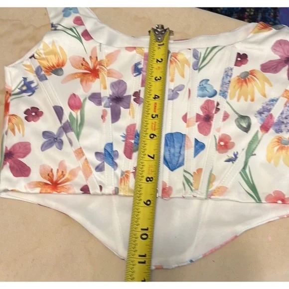 NWT Kutumai floral bustier zip up - Picture 7 of 8